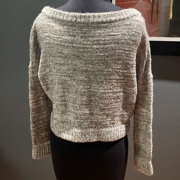 Free People gray nubby alpaca/wool/ cotton/acrylic/nylon crop sweater. XS. - Picture 5 of 6